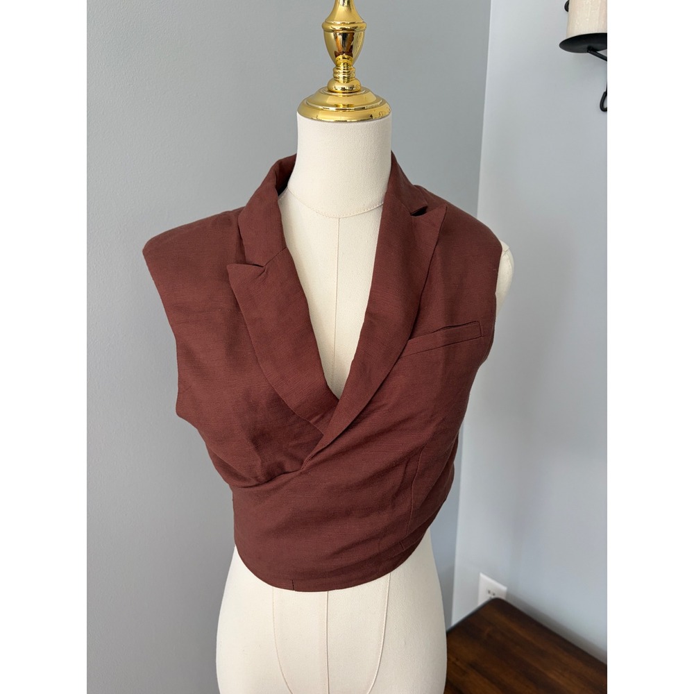 Woman's Flat White Linen Blend Wrap Style Vest Brown Size XS
